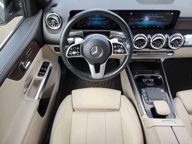 Used 2022 Black Mercedes-Benz GLB 250 image 14