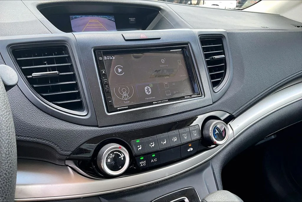 Used 2016 Gray Honda LX image 21
