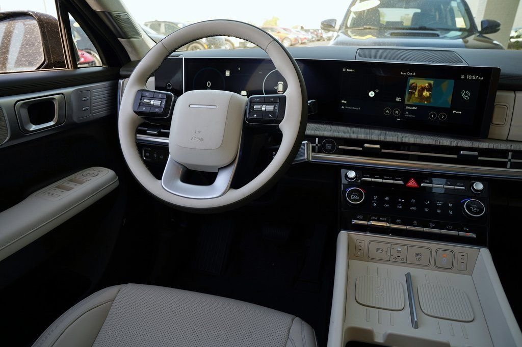 Certified Used 2025 Phantom Black Hyundai Calligraphy image 14