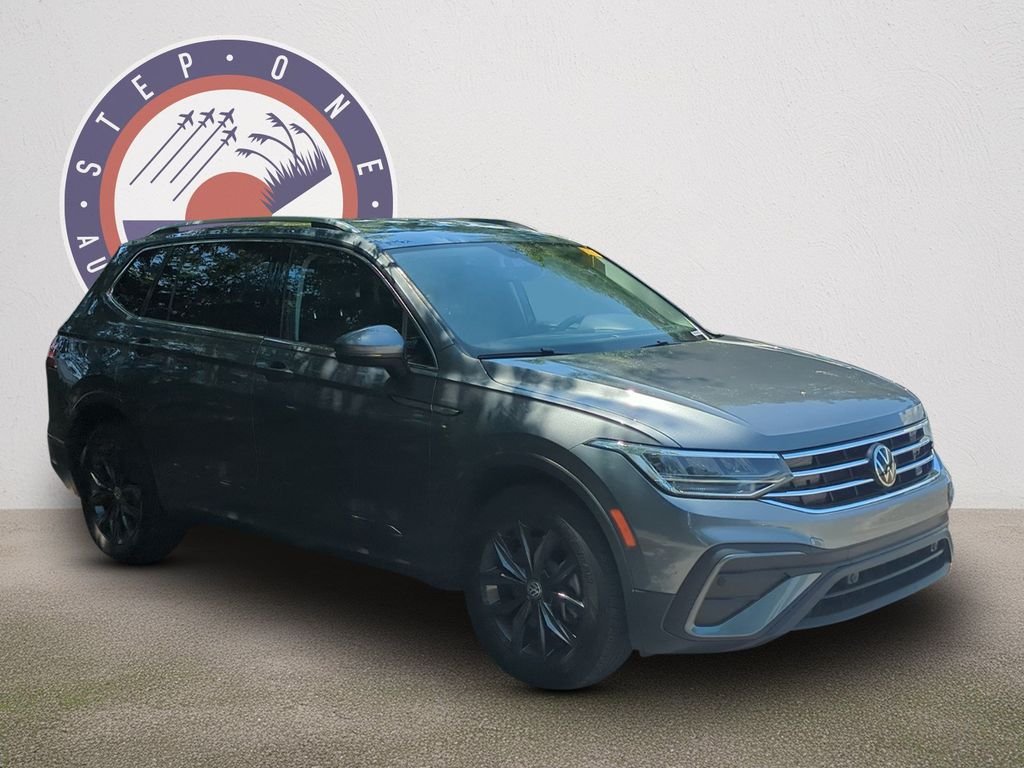 Certified Used 2022 Gray Volkswagen 2.0T SE image 2