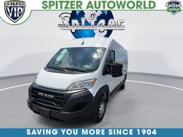Used 2023 White Ram High Roof image 4