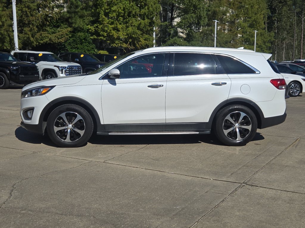Used 2017 Kia Sorento EX with VIN 5XYPH4A51HG233013 for sale in Covington, LA