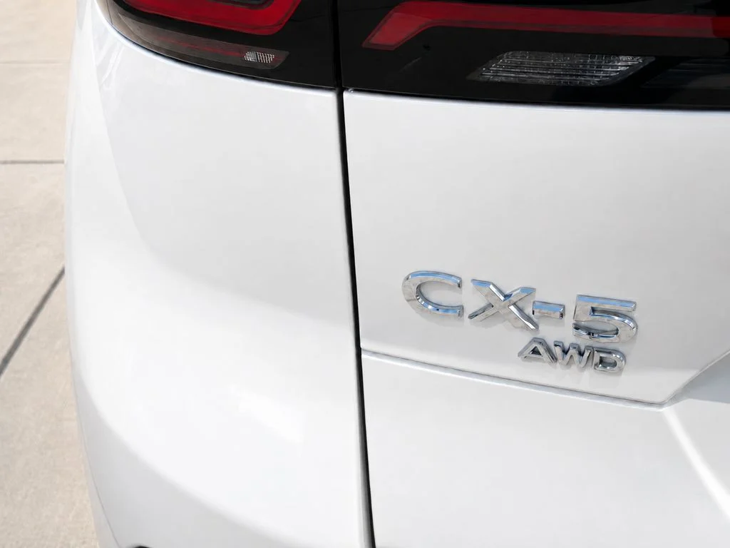 New 2026 Rhodium White Metallic Mazda 2.5 S Select AWD image 6