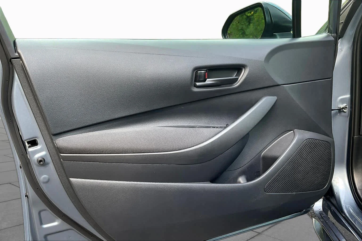Used 2026 Celestite Toyota LE image 21