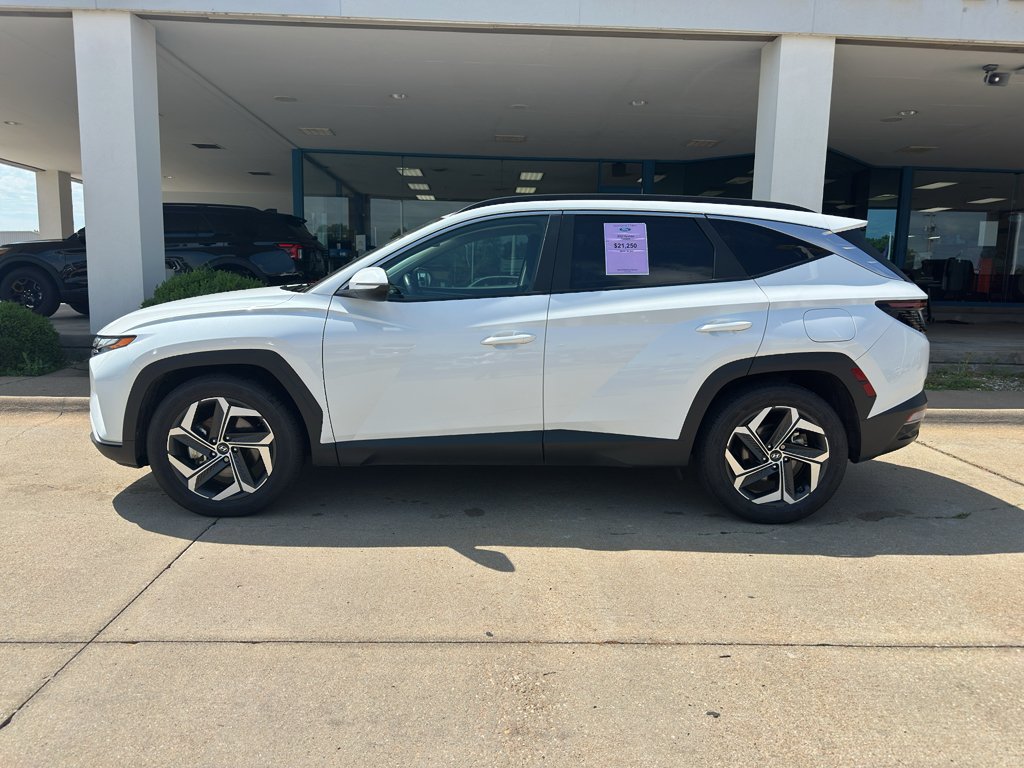Used 2022 Quartz White Hyundai SEL image 4