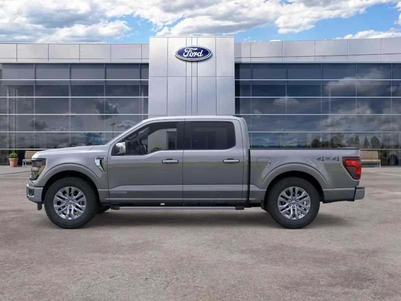 New 2026 Carbonized Gray Metallic Ford XLT image 3