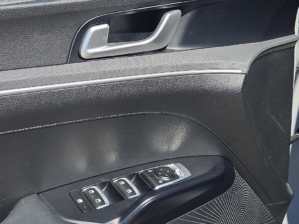Used 2022 Gray Kia GT-Line image 12