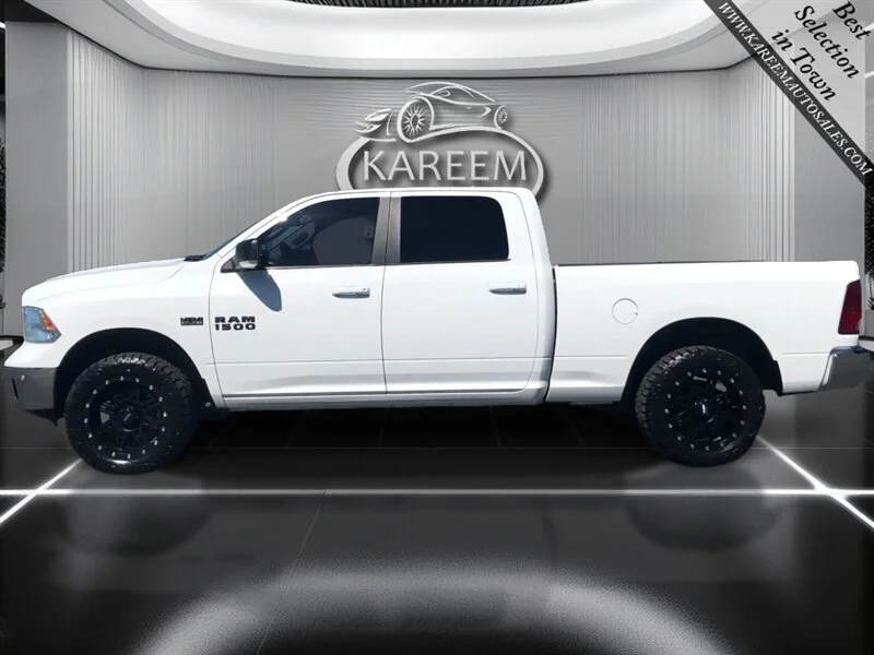 Used 2019 Bright White Clearcoat Ram Big Horn image 8