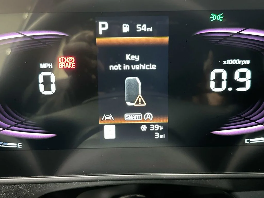Used 2023 Black Kia X-Line image 42