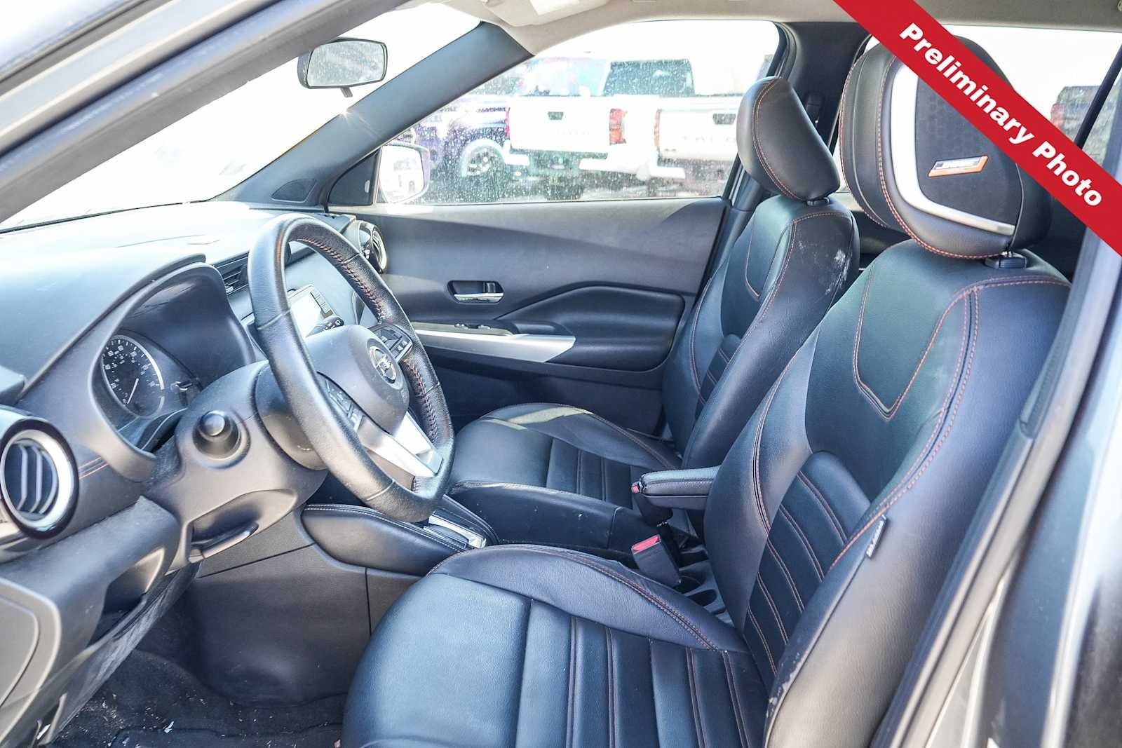 Used 2020 Gun Metallic/Monarch Orange Nissan SR image 13