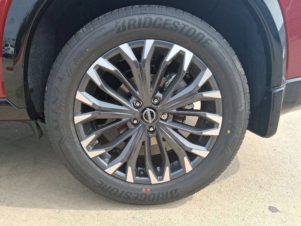 New 2026 Scarlet Ember Tintcoat Nissan Platinum image 33