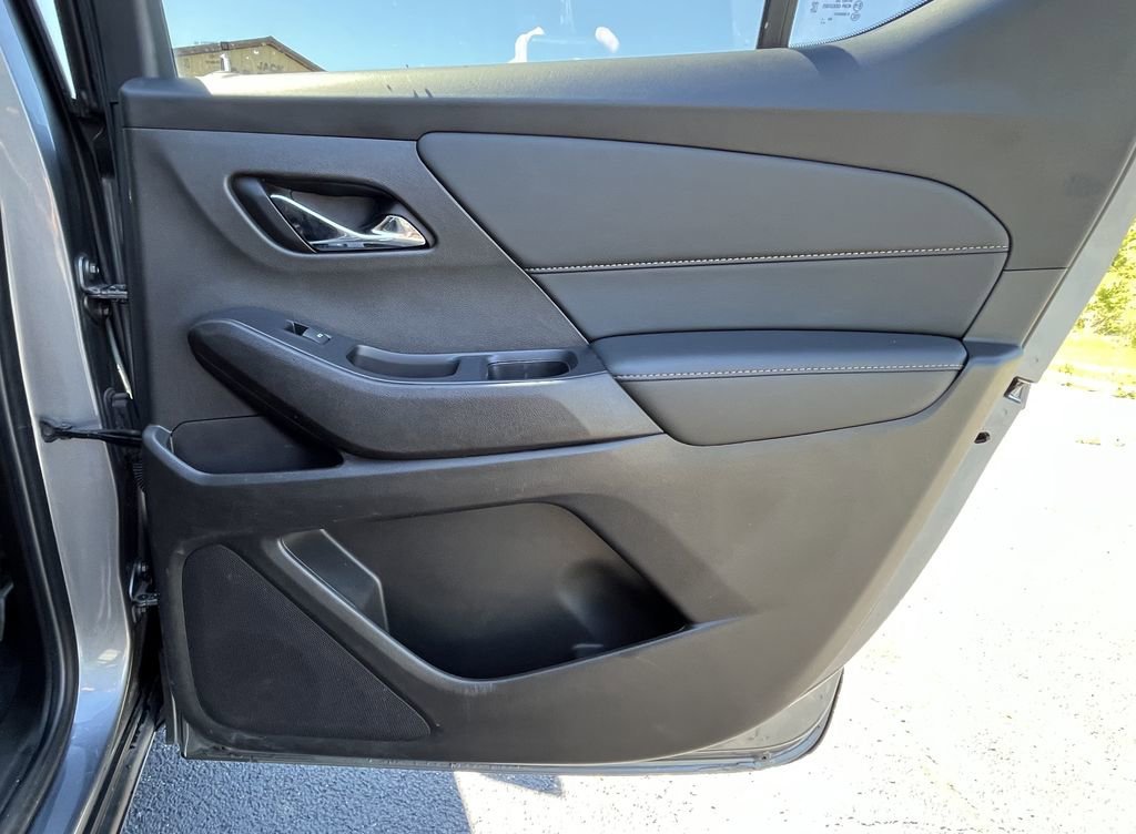 2021 Chevrolet Traverse 1LT - Photo 19