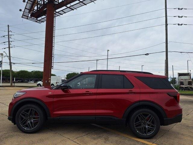New 2026 Rapid Red Metallic Tinted Clearcoat Ford ST-Line image 2