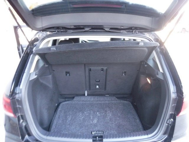 Certified Used 2022 Black Volkswagen 1.5T SE image 36