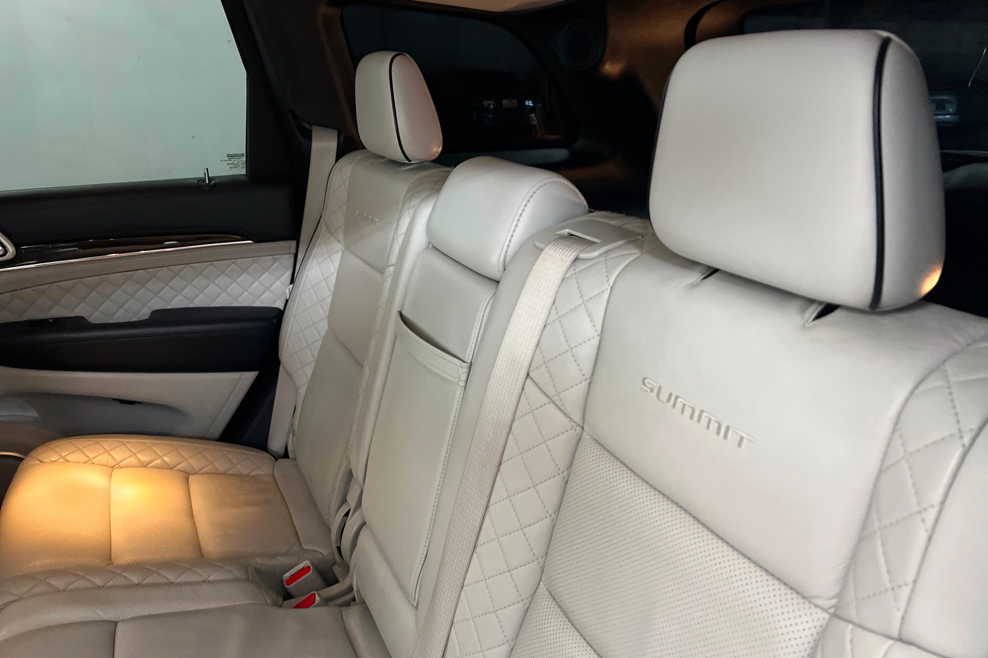 Used 2021 Ivory 3-Coat Jeep Summit image 22