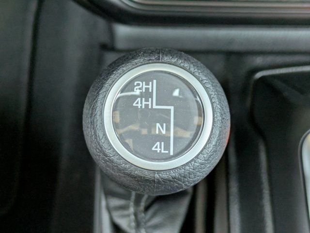 2025 Jeep Wrangler 2-Door Sport S - Photo 30