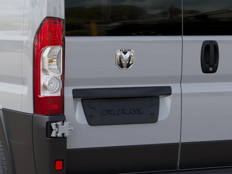 New 2026 Bright White Clear-Coat Exterior Paint RAM Tradesman 1500 Low Roof 118 WB w/Pass Seat image 9