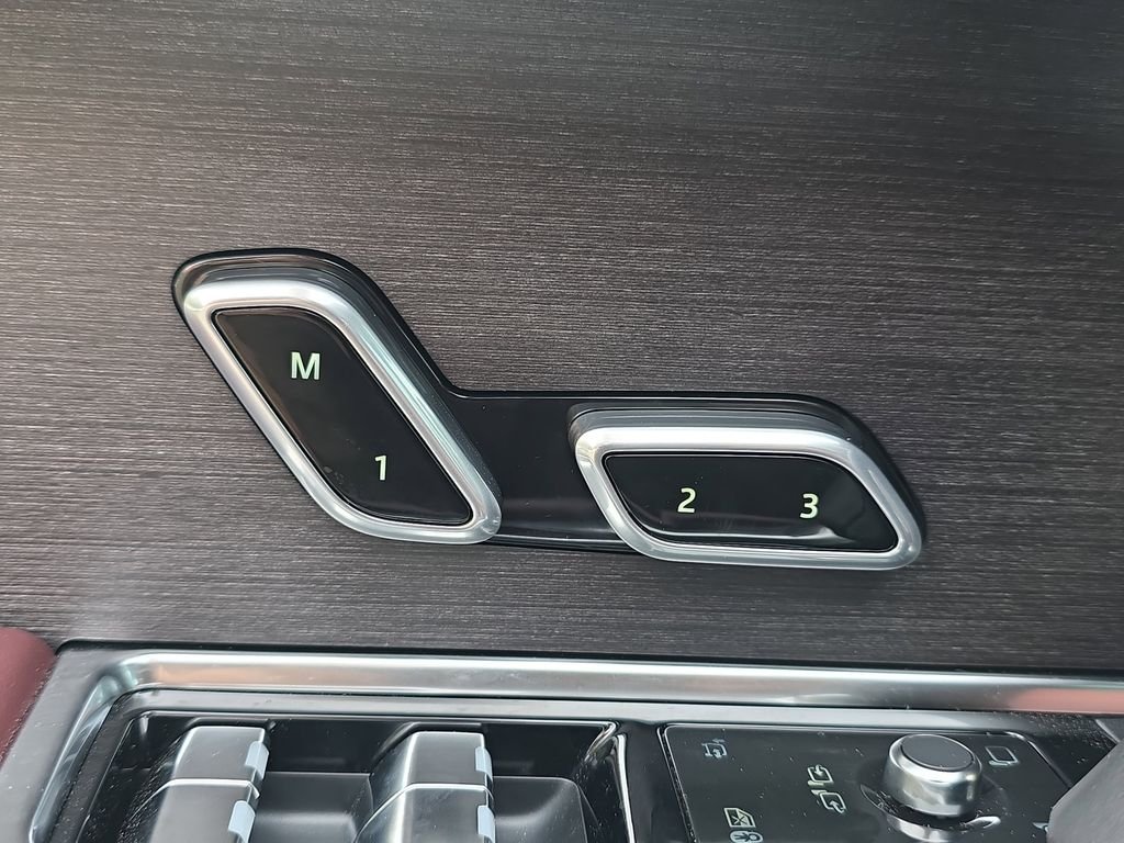 2025 Land Rover Range Rover Autobiography - Photo 30