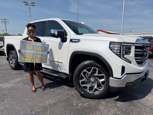 2024 GMC Sierra 1500 SLT