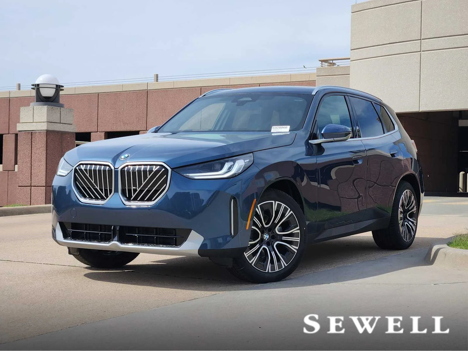 2026 BMW X3 30 XDRIVE's photo
