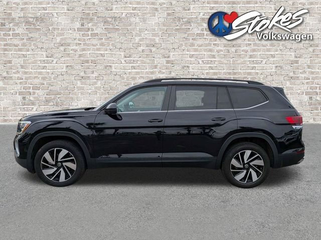 Used 2025 Black Volkswagen 2.0T SE w/Technology image 7