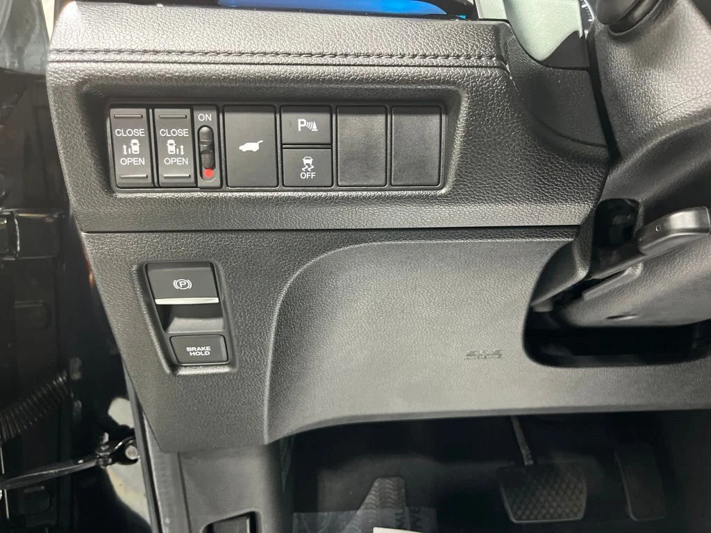 2025 Honda Odyssey Touring - Photo 13