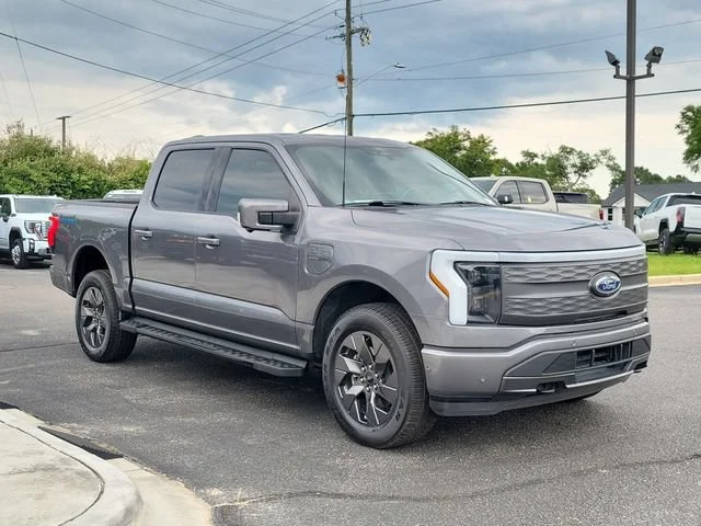 2022 Ford F-150 Lightning Pro
