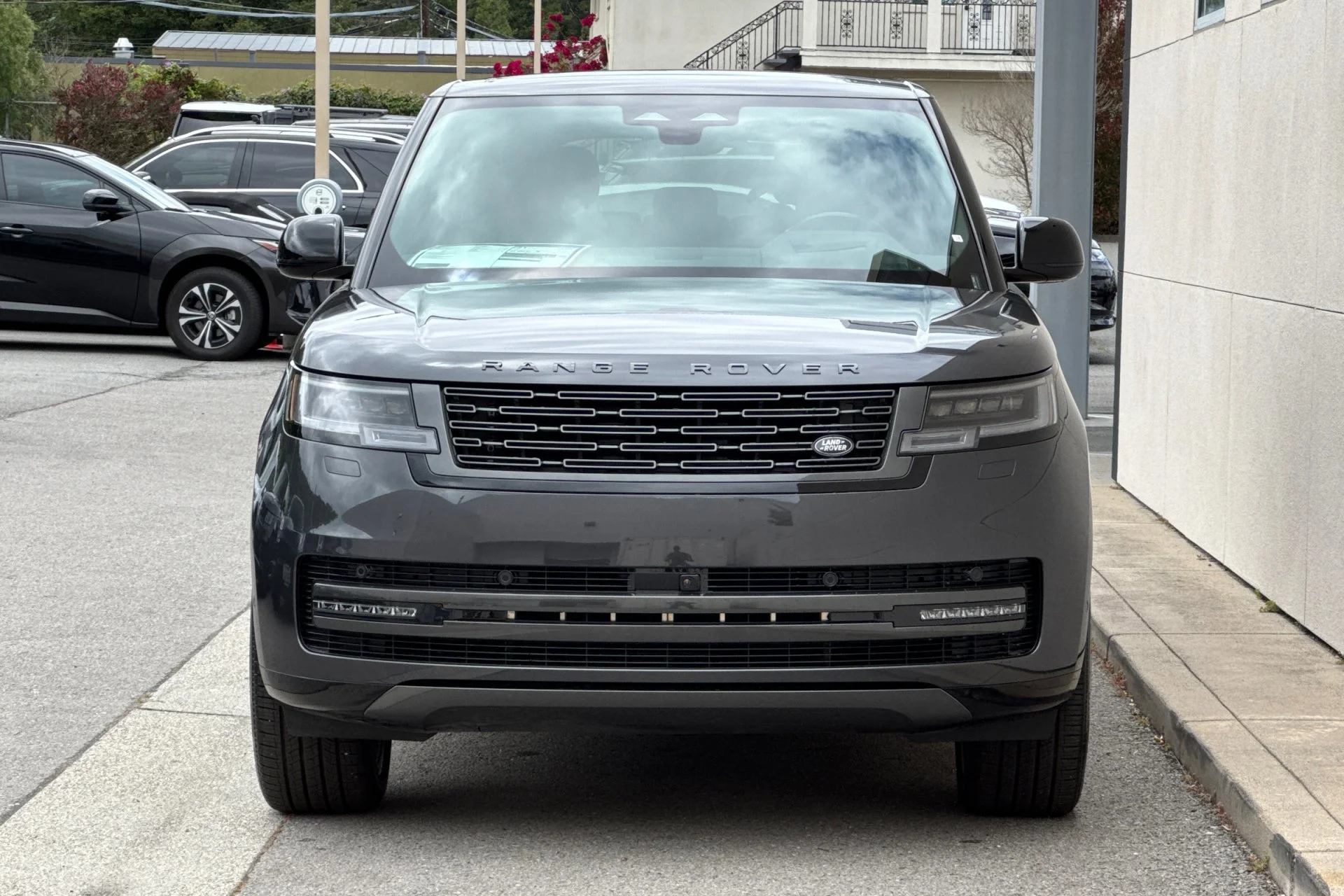 New 2026 Carpathian Grey Land Rover SE image 10