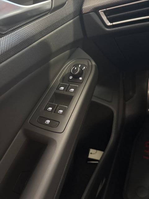 2026 Volkswagen Golf GTI Autobahn - Photo 17