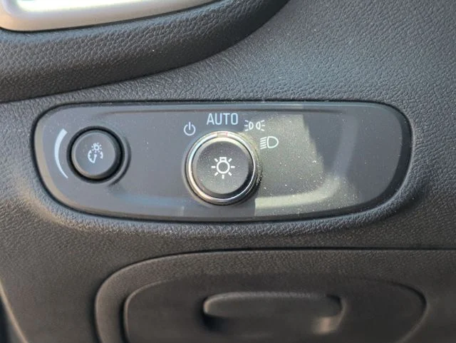 Used 2017 Red Chevrolet LT image 19