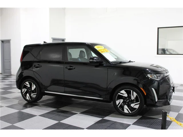 2023 Kia Soul GT-Line