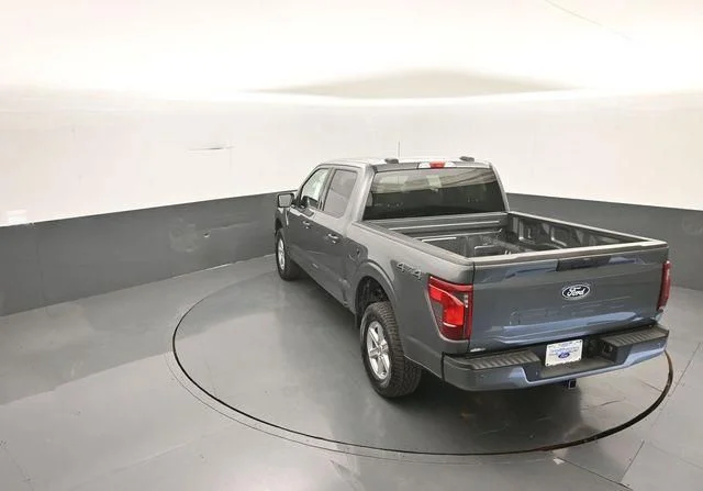 New 2026 Carbonized Gray Metallic Ford XLT image 26