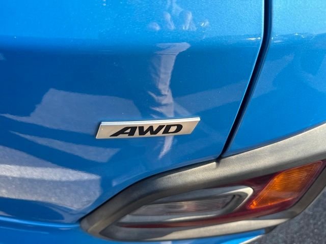 Used 2019 Blue Hyundai SE image 24