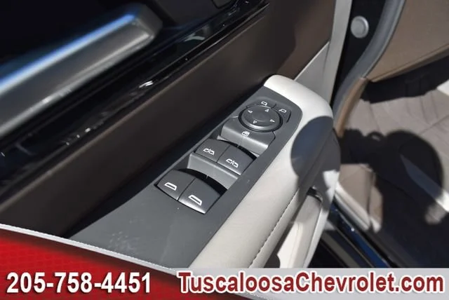2026 Chevrolet Suburban LS - Photo 14