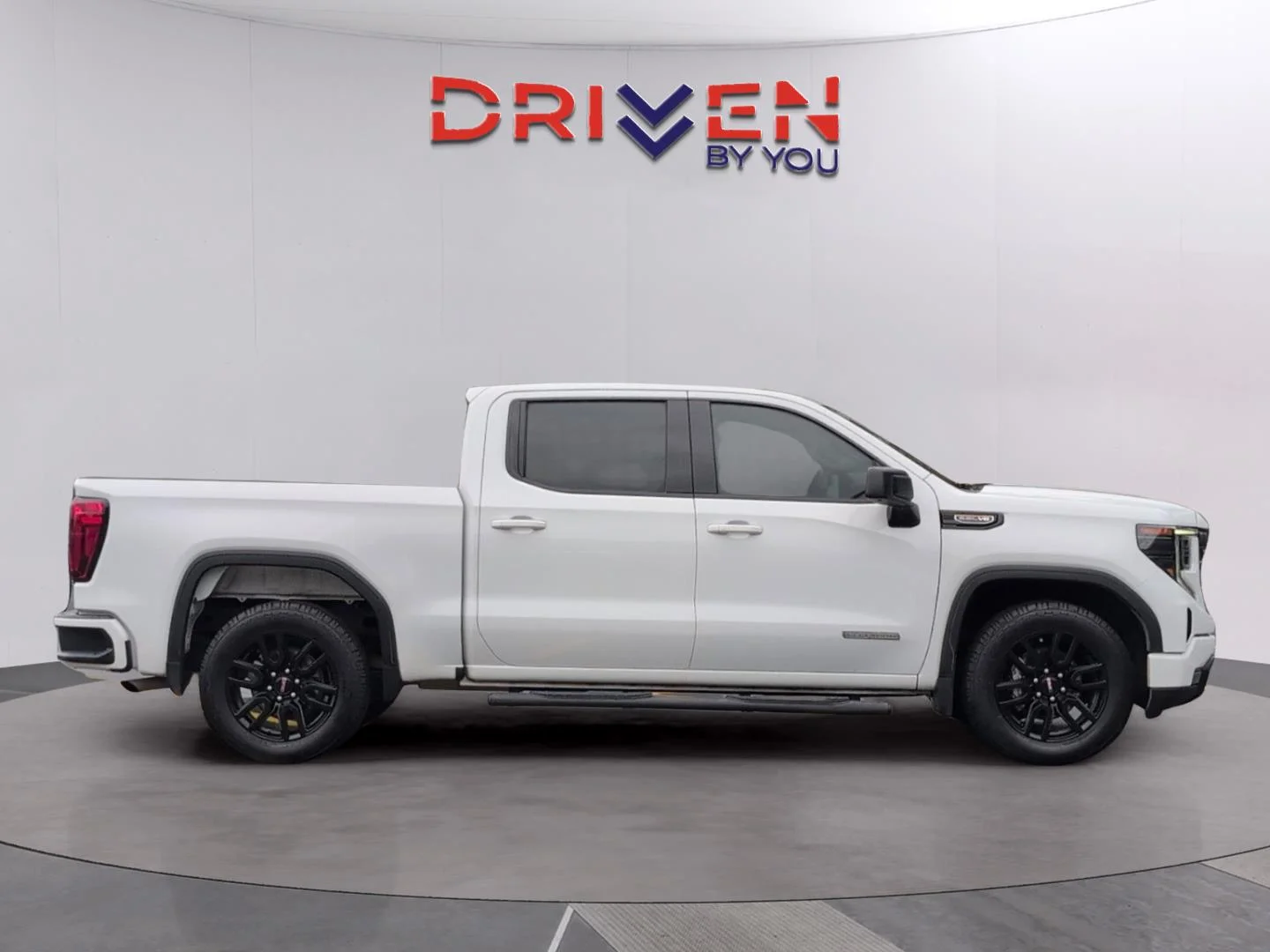 Used 2023 Summit White GMC Elevation image 7