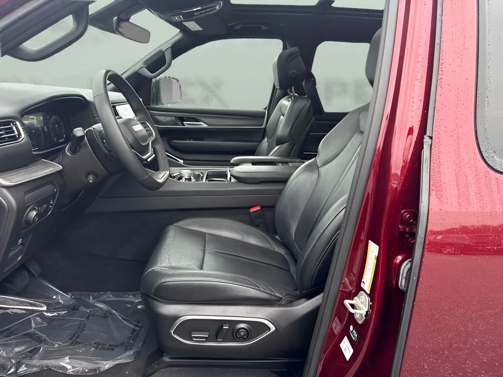 Used 2024 Red Jeep Series III image 5