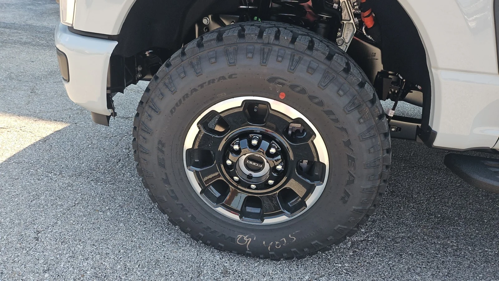 New 2026 Avalanche Ford Platinum 4WD image 9