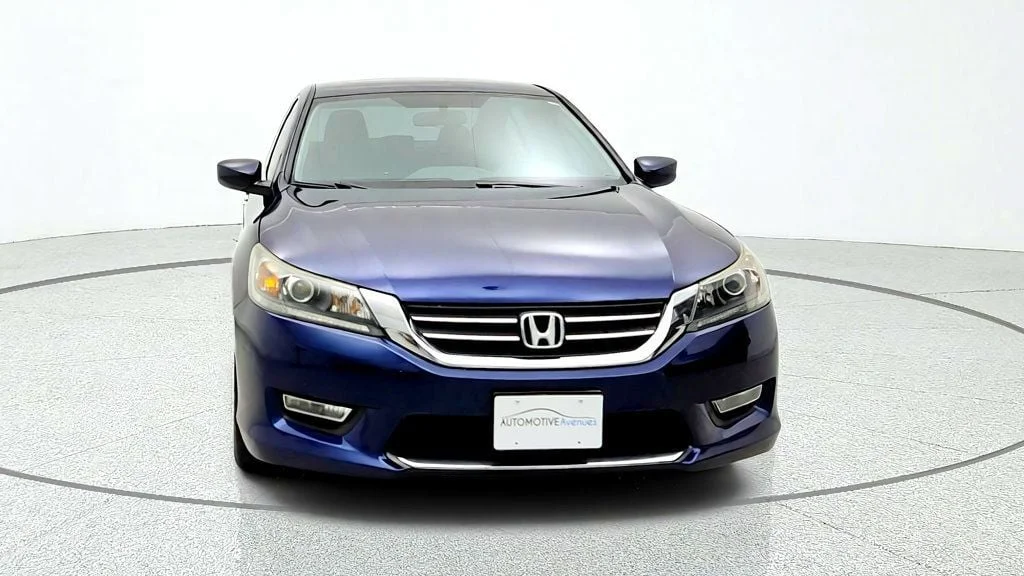 Used 2013 Obsidian Blue Pearl Honda 4dr I4 CVT Sport image 2