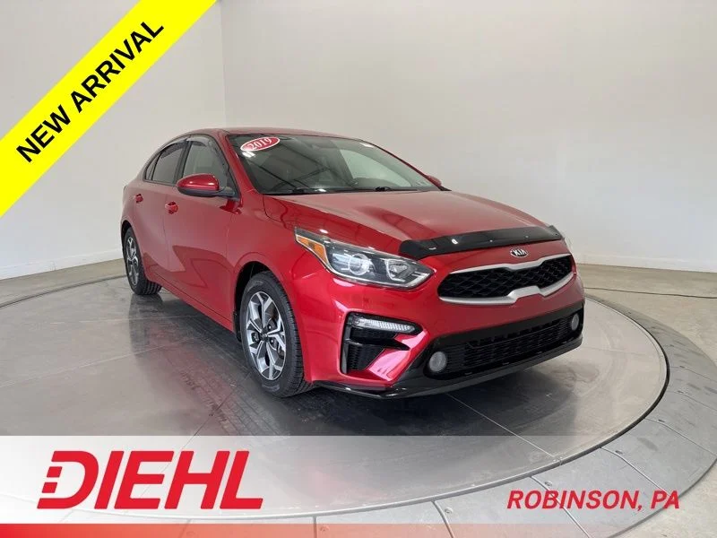 2019 Kia Forte LXS AT's photo