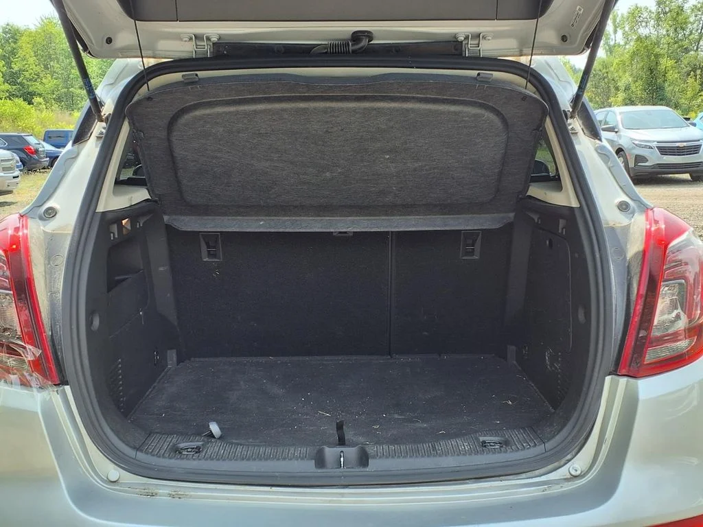 Used 2017 Silver Buick Preferred image 8
