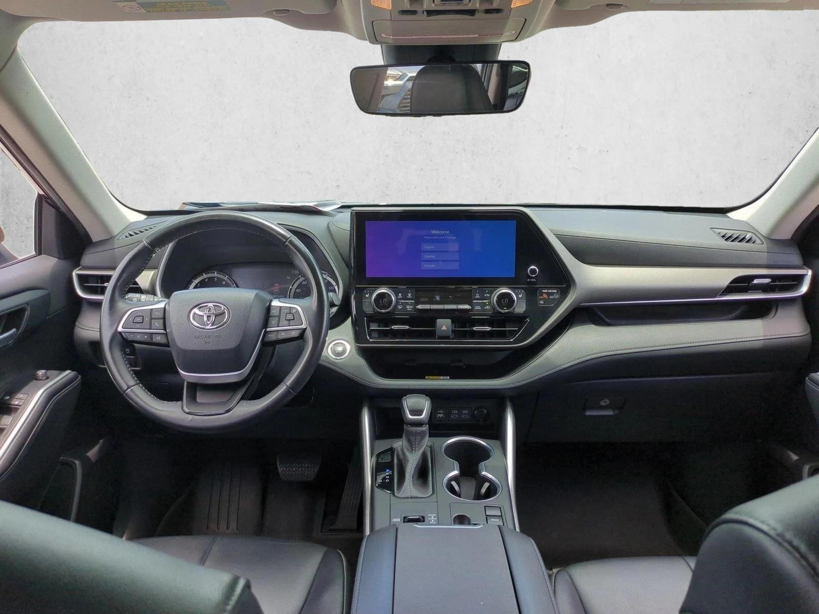Used 2023 Midnight Black Metallic Toyota XLE image 17