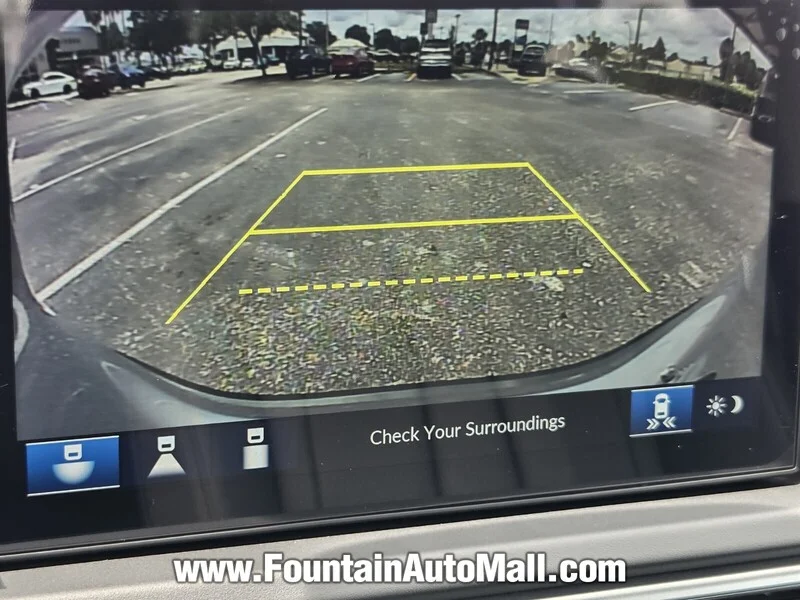 Used 2025 Solar Silver Metallic Acura FWD image 18