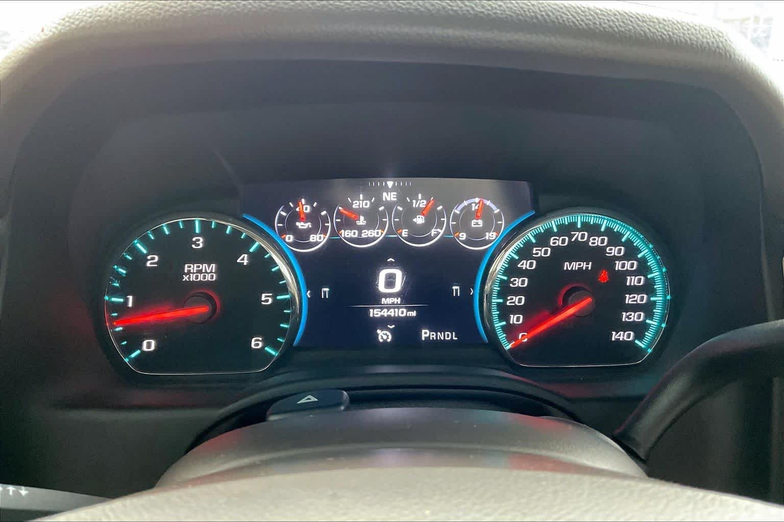 Used 2018 WHITE FROST TRICOAT GMC Denali image 25