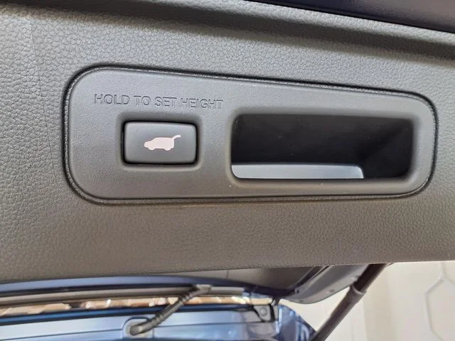 2025 Honda Pilot EX-L - Photo 23