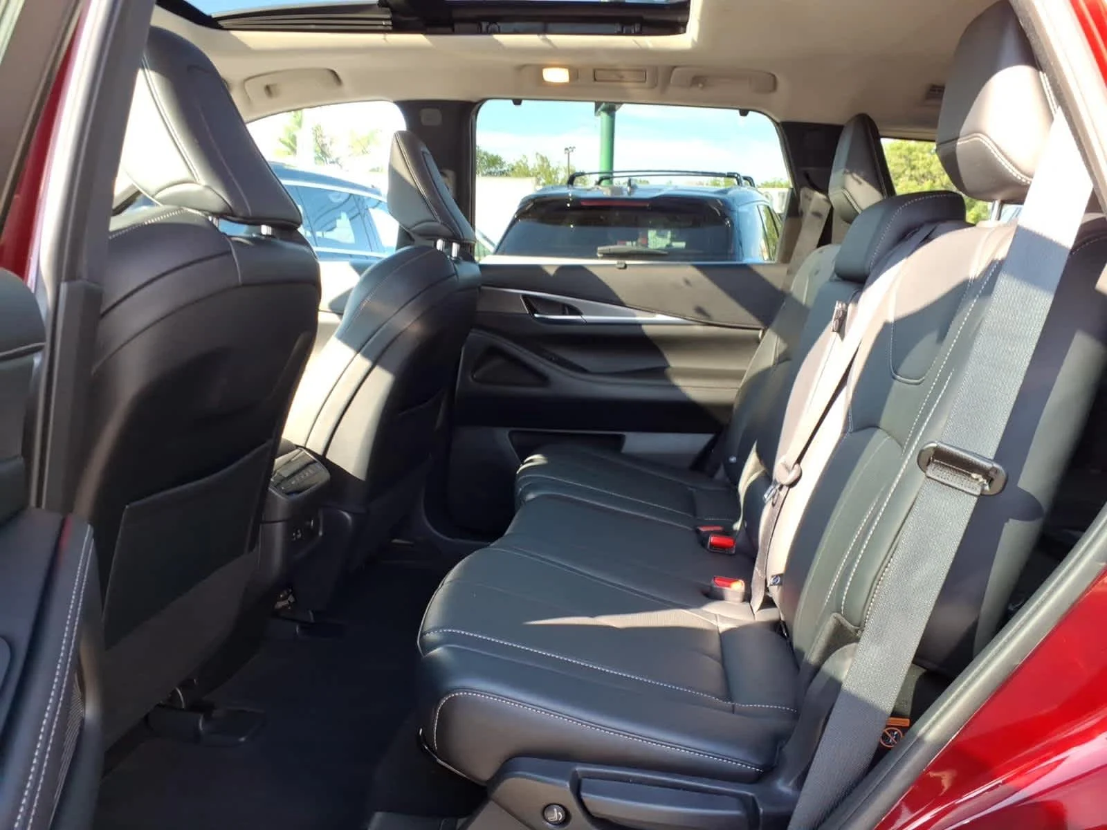 Certified Used 2023 Deep Bordeaux INFINITI LUXE image 12