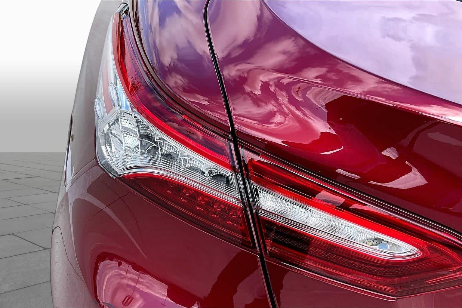 Used 2019 Ruby Flare Pearl Toyota XLE image 25