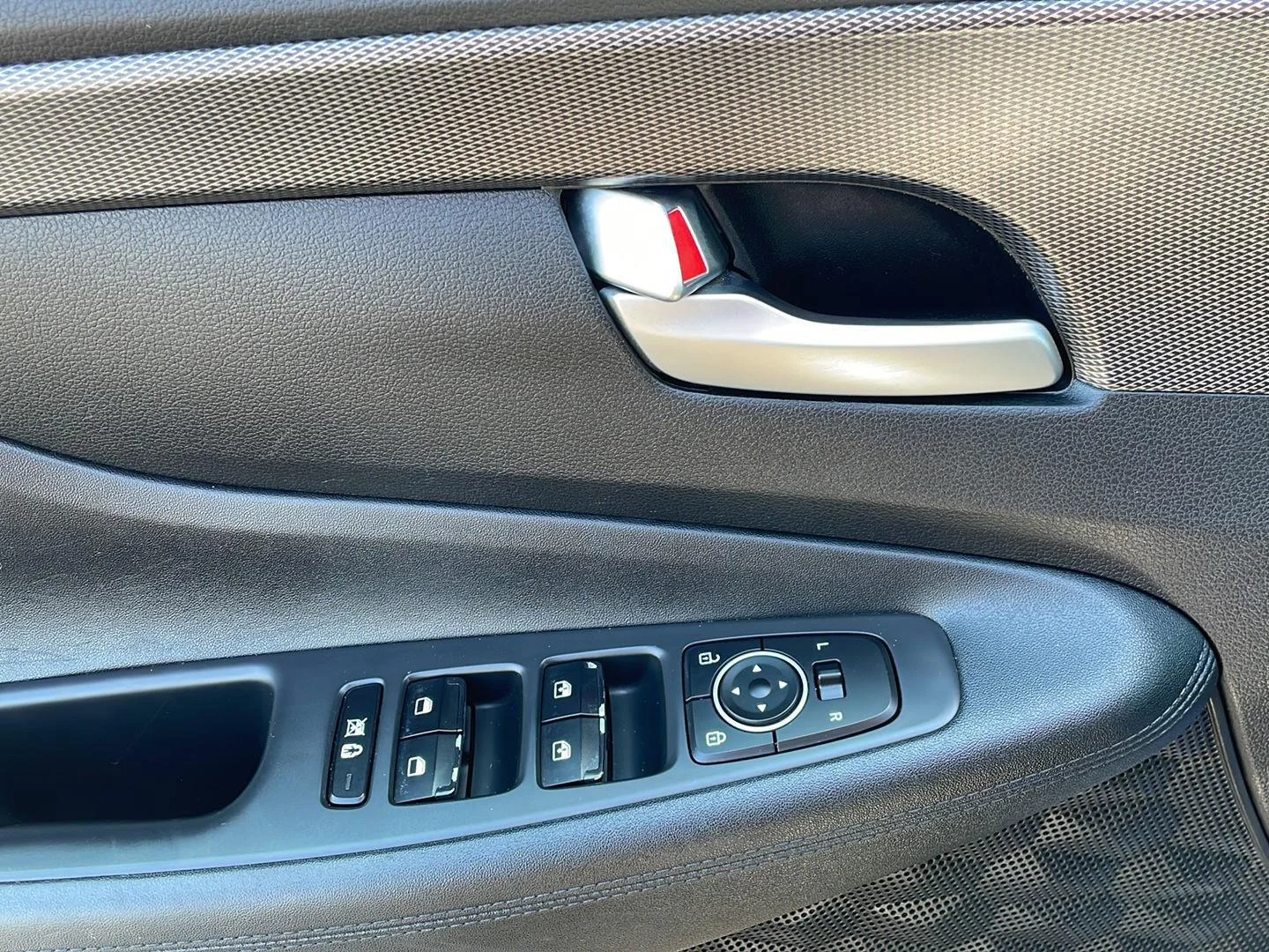 Used 2019 Symphony Silver Hyundai SEL image 12
