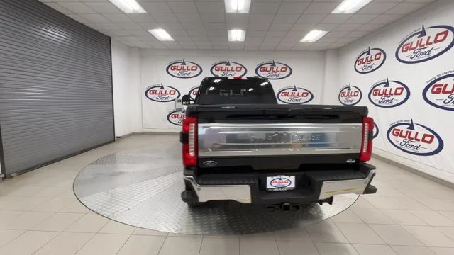 New 2026 Agate Black Metallic Ford King Ranch image 11