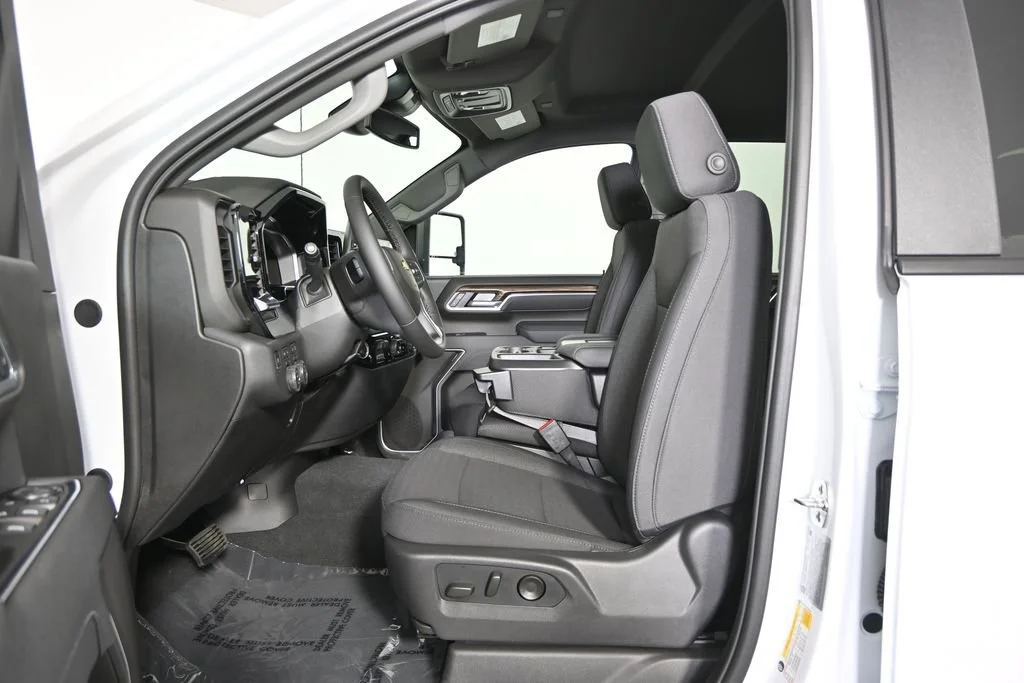 2026 Chevrolet Silverado 3500 HD LT - Photo 20