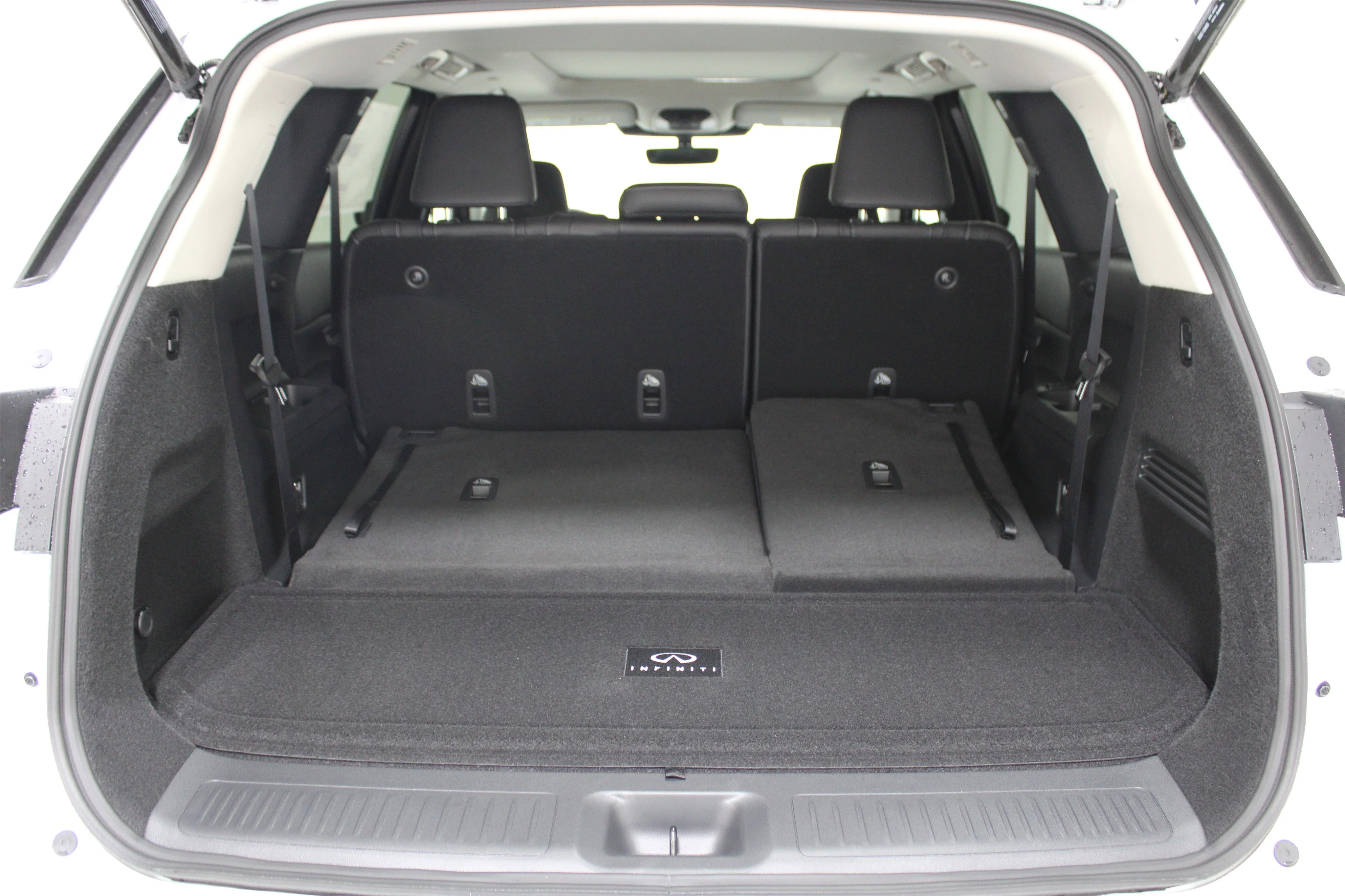 2027 INFINITI QX60 LUXE - Photo 24